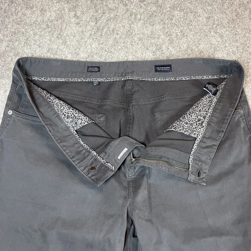 7Diamonds Clifton Slim Straight Jeans Mens 38x32 Durable Stone Grey Chino Pant